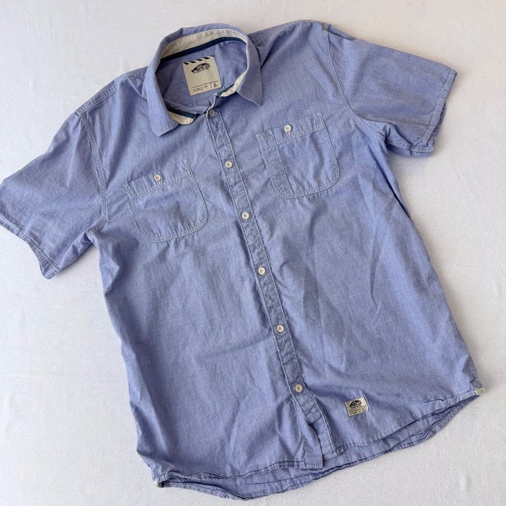 Vans Off The Wall Mens Large Blue Short Sleeve Button Down Shirt VN-0NRC83A